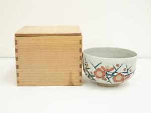 九谷焼　永泉造　色絵梅茶碗（保護箱）